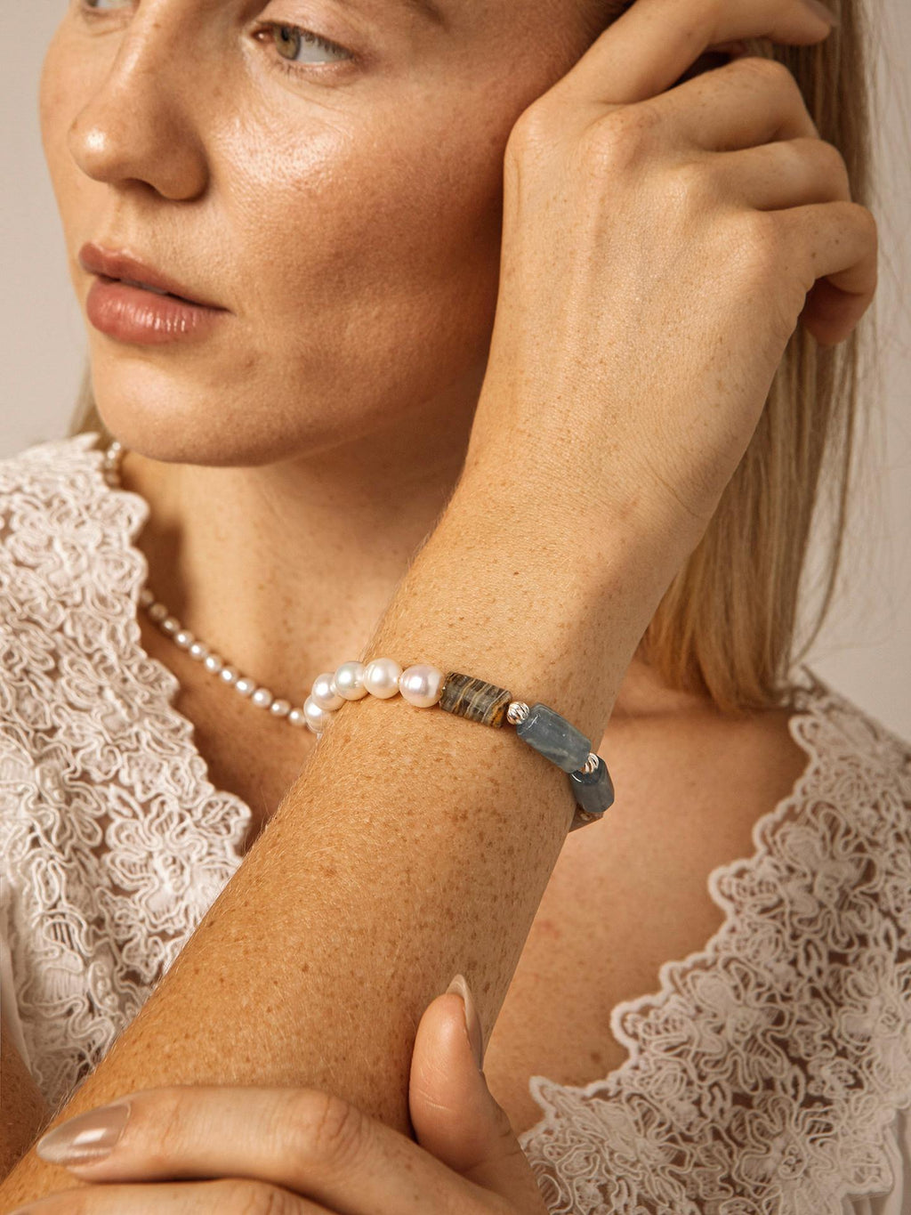 Blue Onyx Freshwater Pearl Bracelet