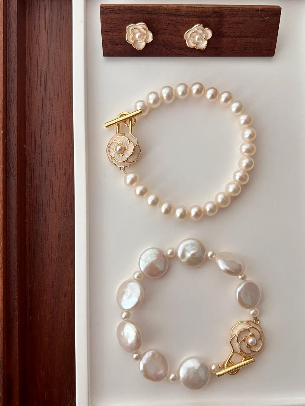 Camellia Baroque Pearl Bracelet & Earrings Set