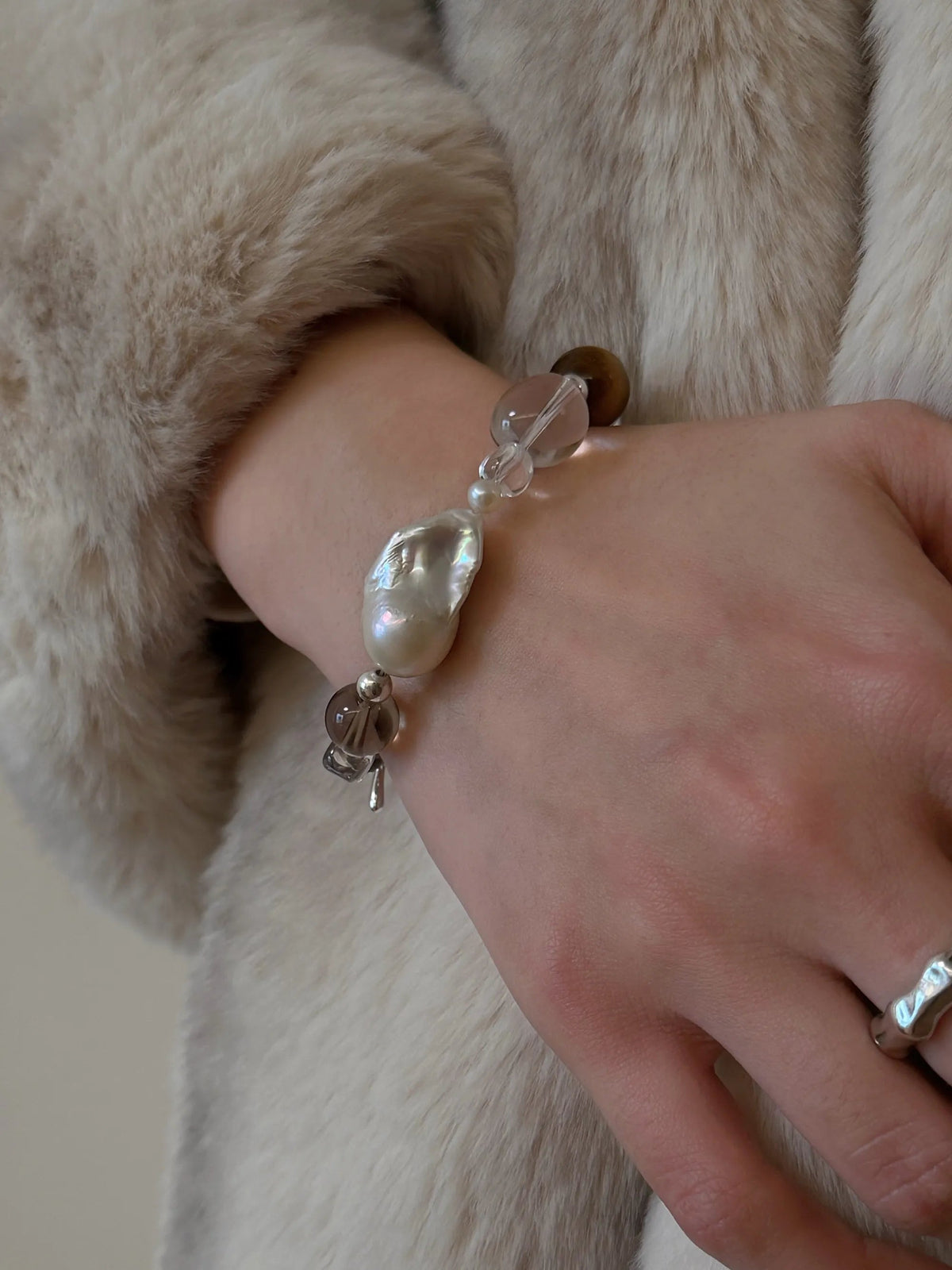 Glimmer Smoky Quartz Pearl Bracelet