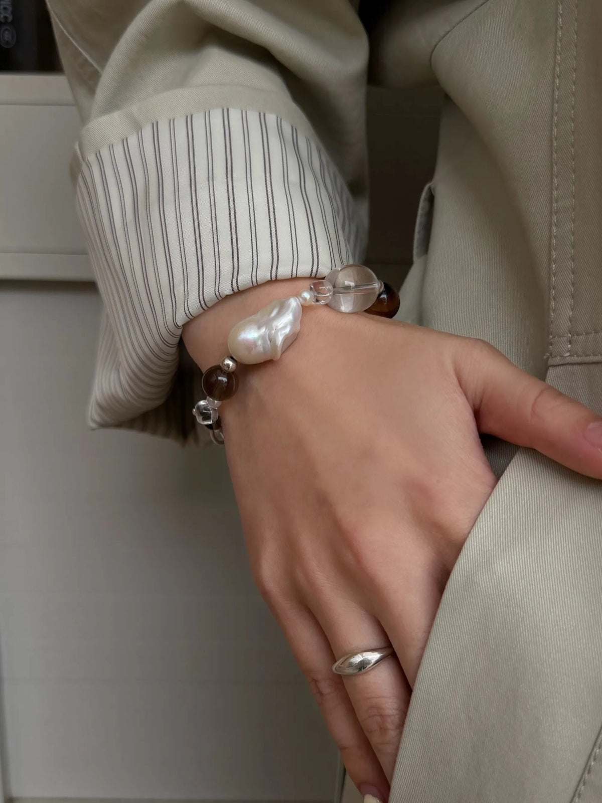 Glimmer Smoky Quartz Pearl Bracelet