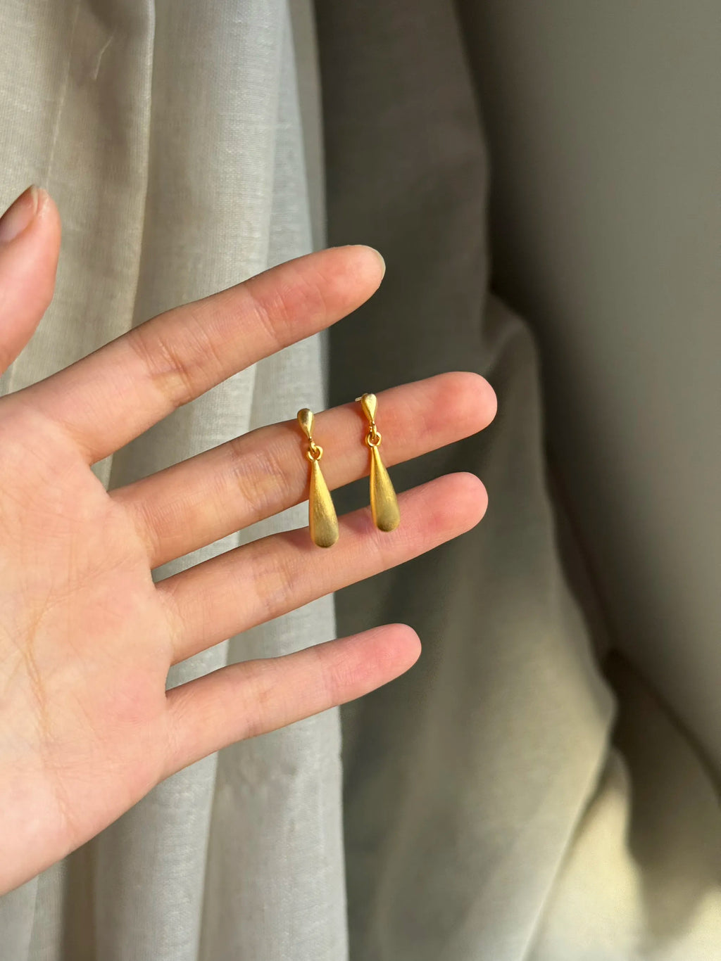 Minimal Silver Drop Earrings