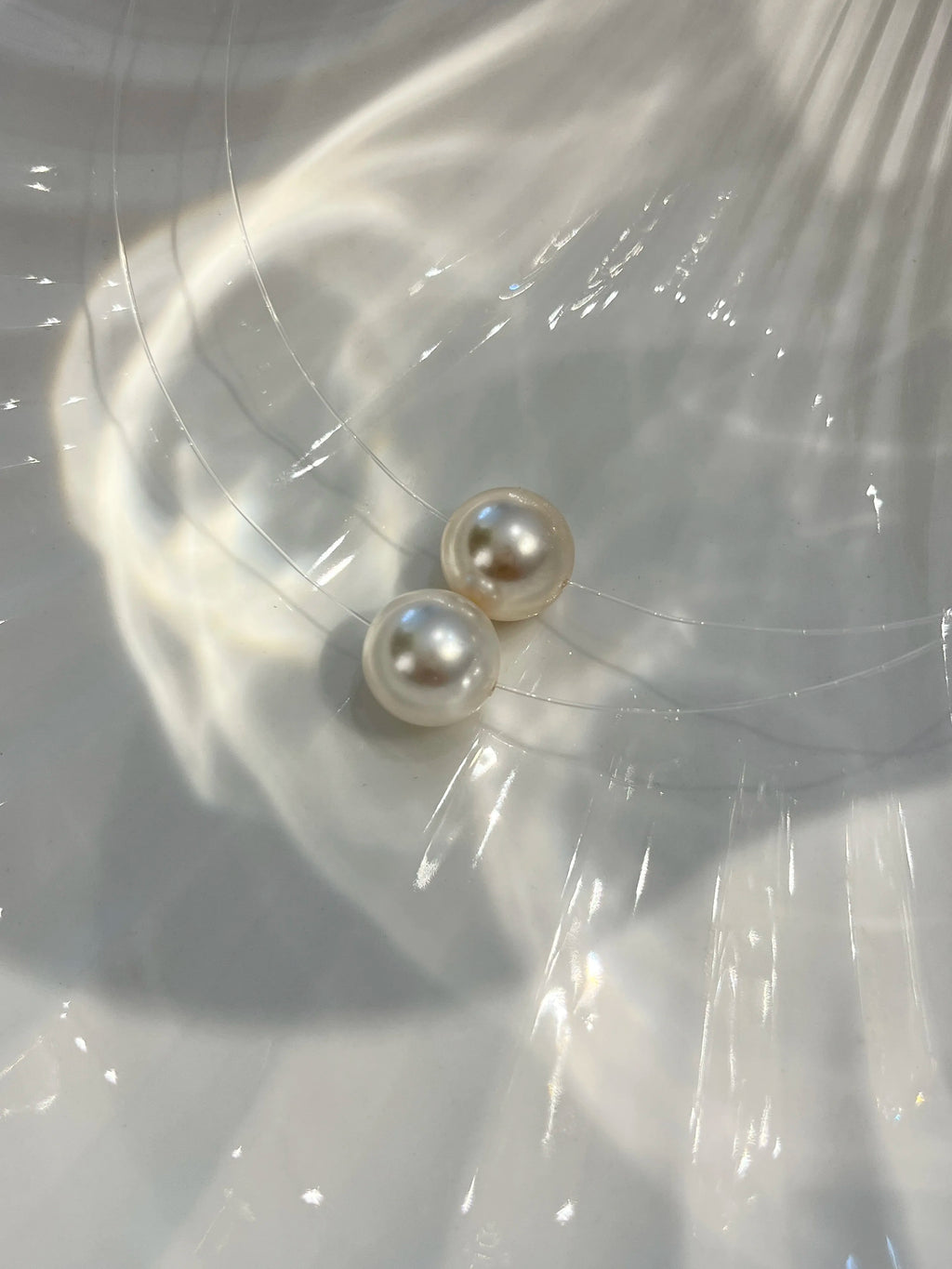 Minimalist Pearl Mermaid Tear Necklace