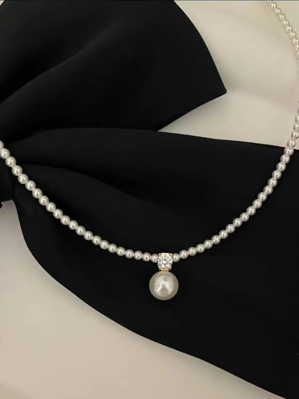 Minimalist Pearl Necklace