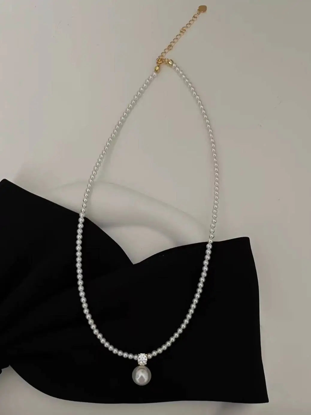 Minimalist Pearl Necklace