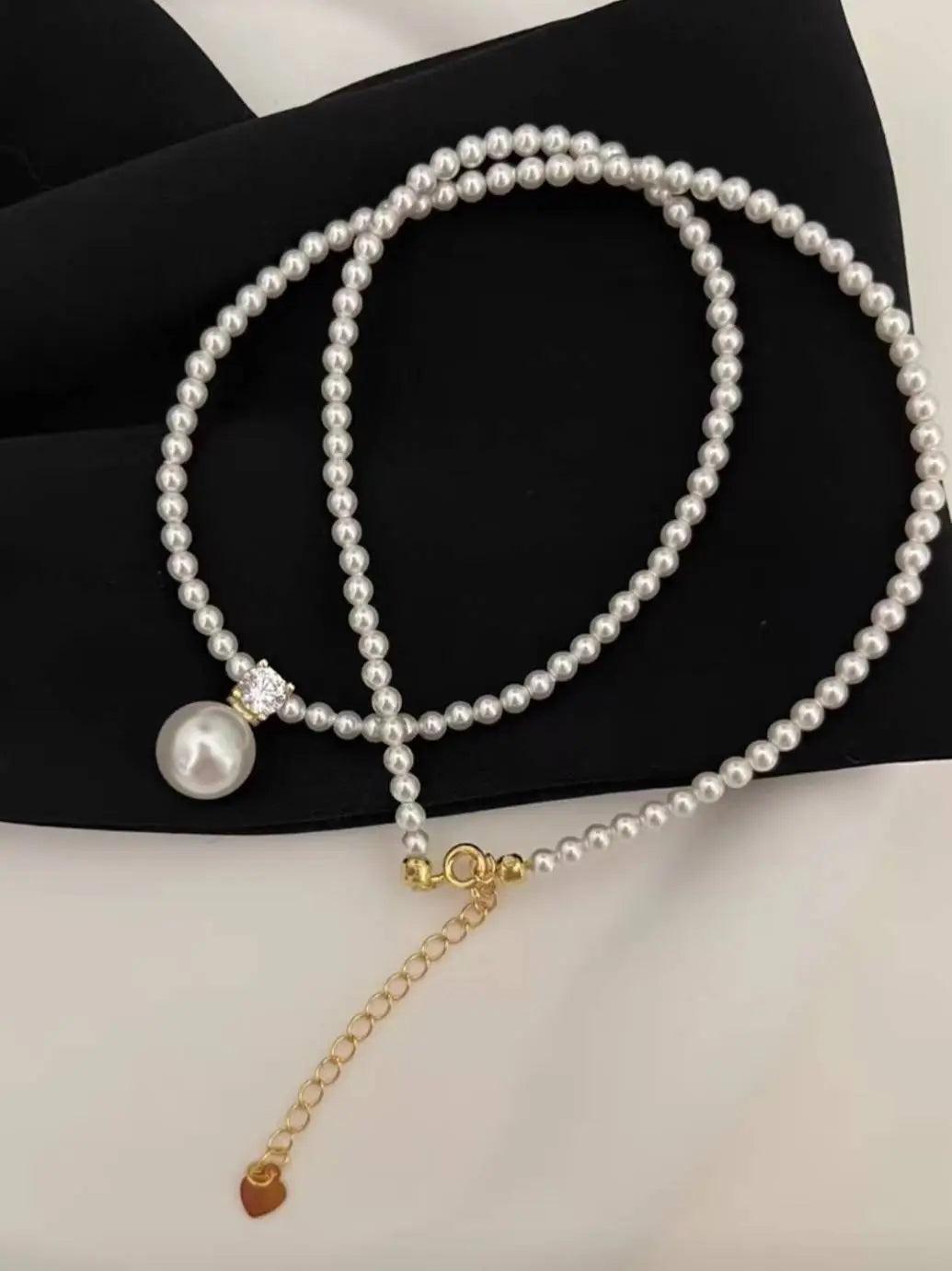 Minimalist Pearl Necklace