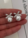 Pearl Ribbon Stud Earrings