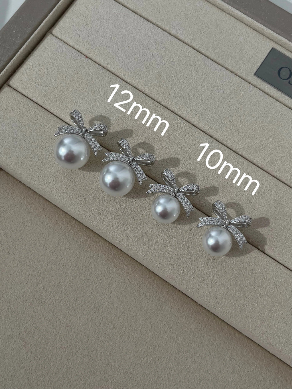 Pearl Ribbon Stud Earrings