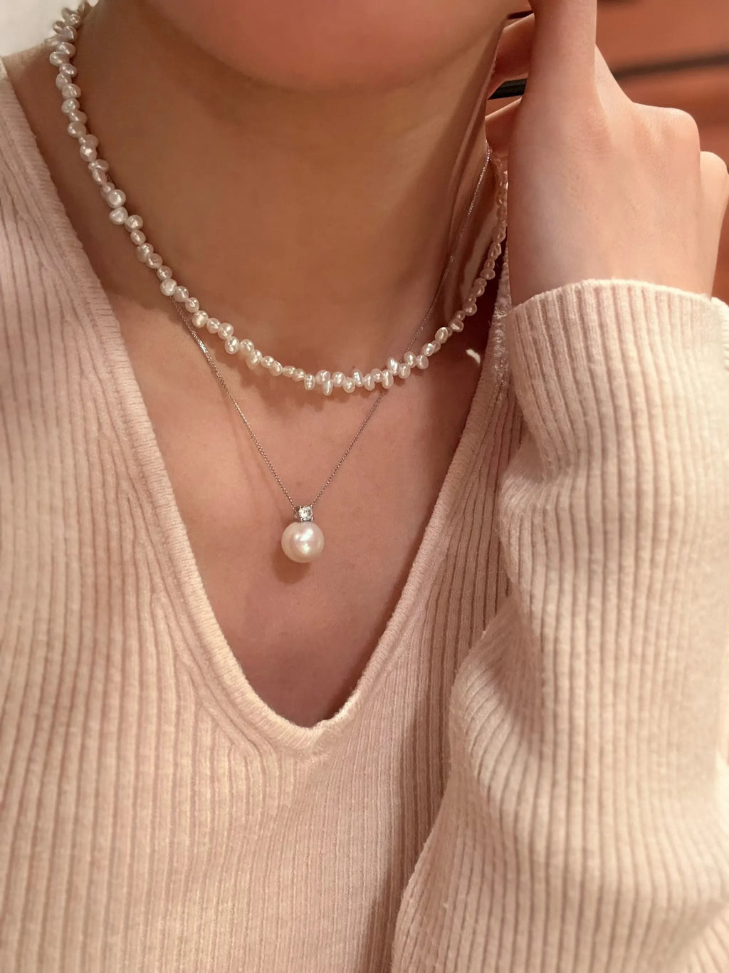 Petal Pearl Necklace