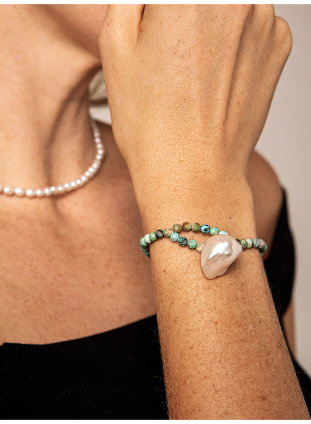 Phoenix Stone Pearl Bracelet