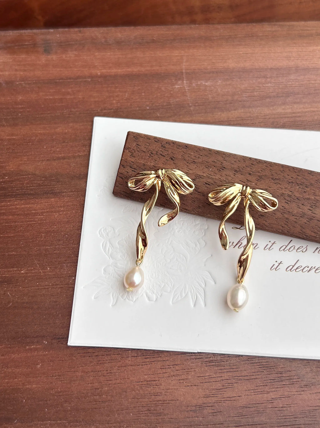 Ribbon Bow Pearl Earrings