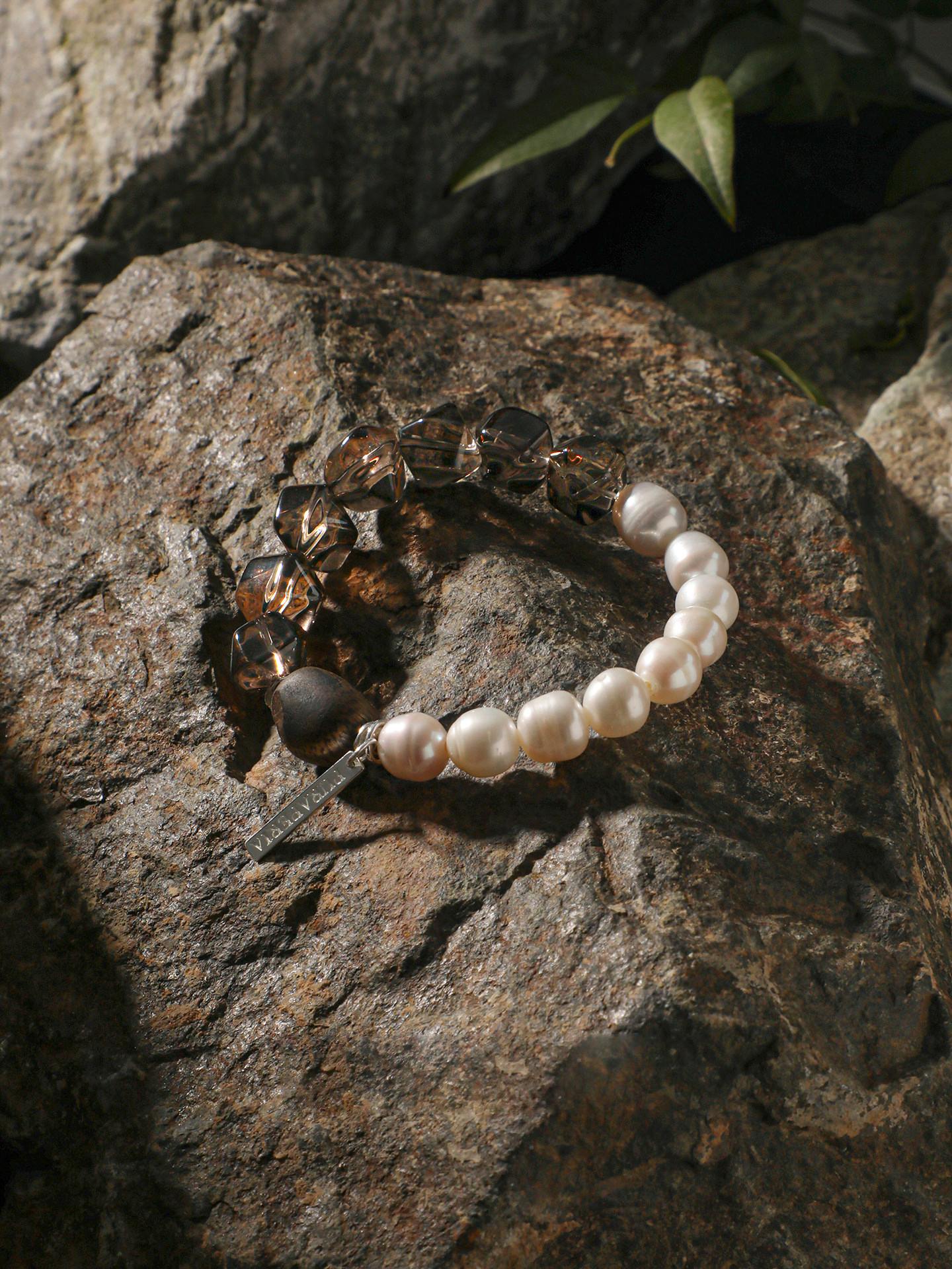 Smoky Agarwood Pearl Bracelet
