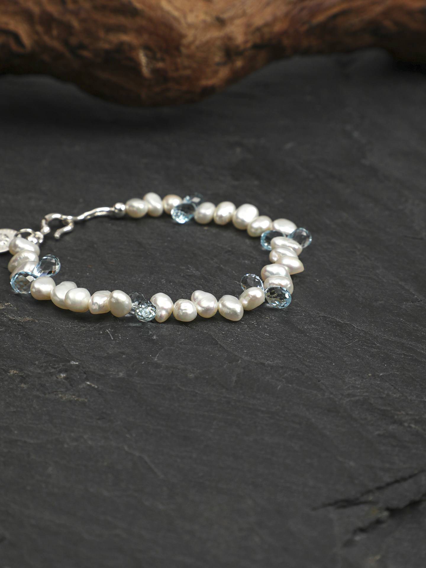 Topaz Pearl Bracelet