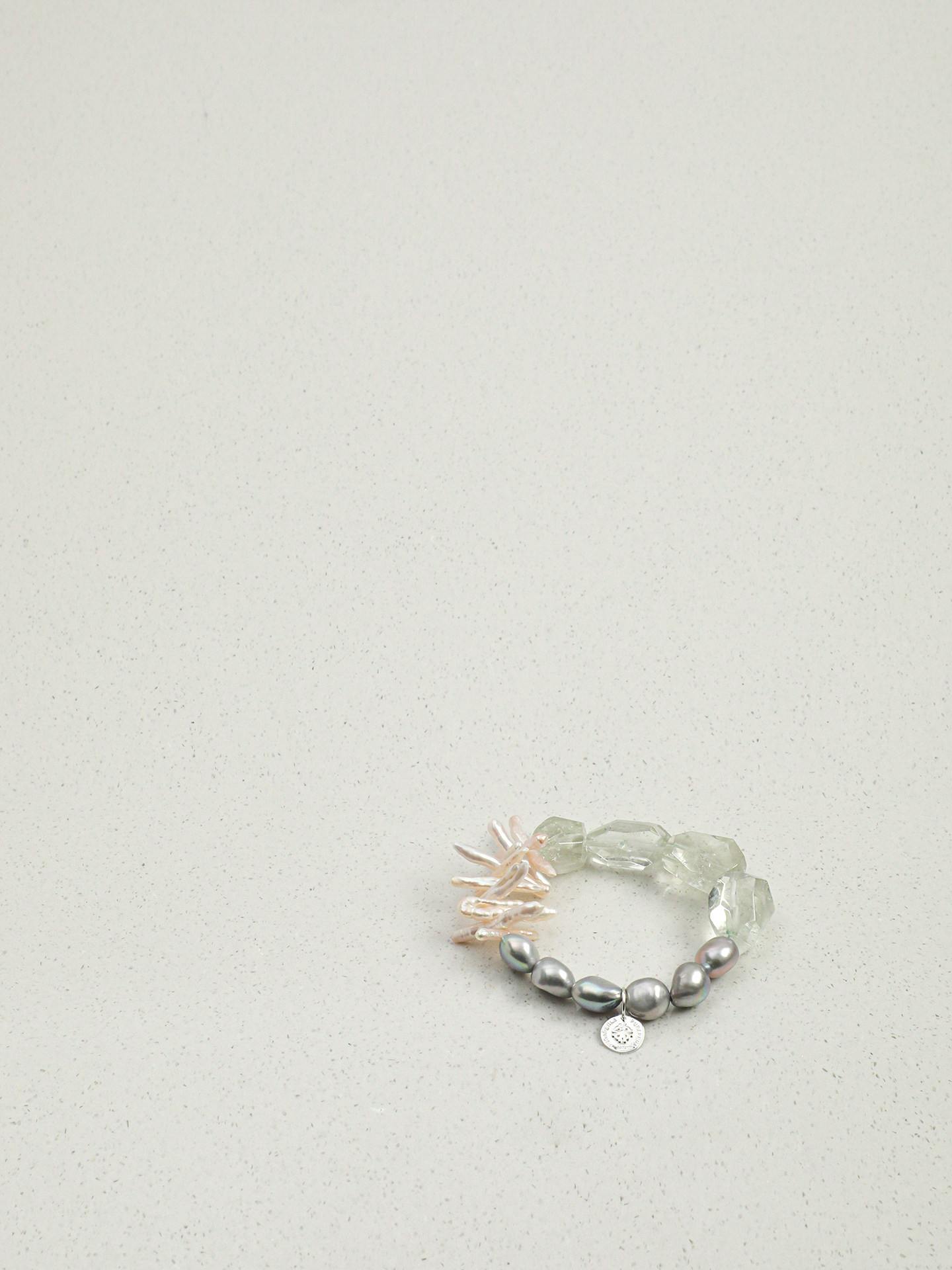 Verdant Crystal Pearl Bracelet